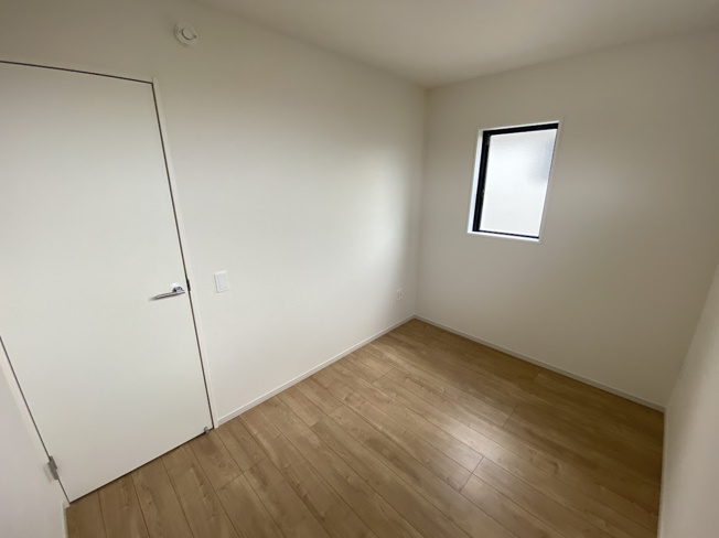 【洋室】 | KEIAI GRACE合志市幾久富1期　1号棟