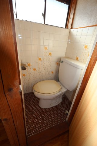 見附市今町3丁目　土地建物のトイレ