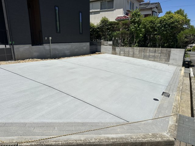 神戸市西区秋葉台3丁目新築戸建の駐車場
