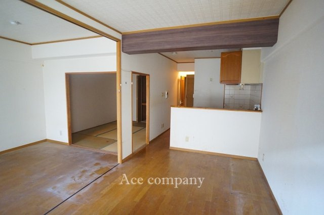 【居間・リビング】 | エスペラント久宝寺 | 【LDK：約12帖】