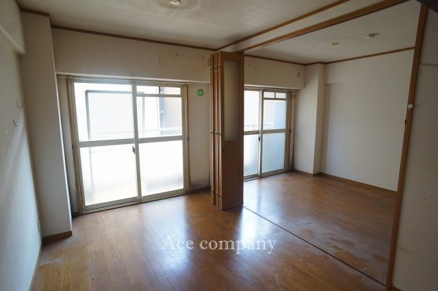 【居間・リビング】の画像