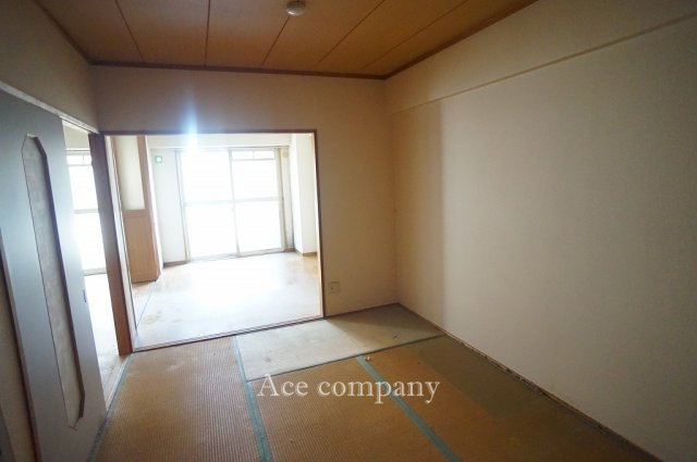 【寝室】の画像