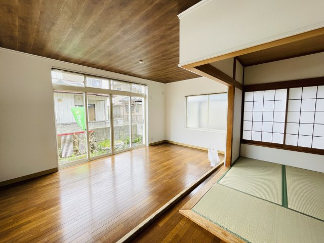 【居間・リビング】 | 大里郡寄居町用土　中古戸建