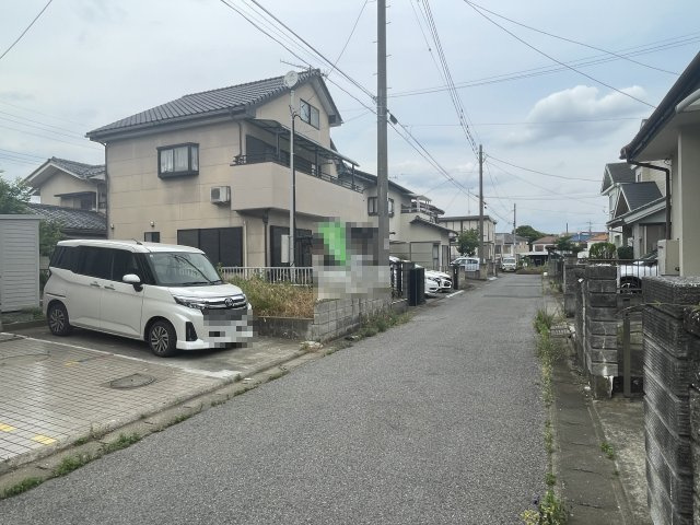 【前面道路含む現地写真】 | 大里郡寄居町用土　中古戸建
