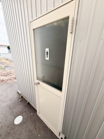 根洗町貸店舗　南棟のトイレ