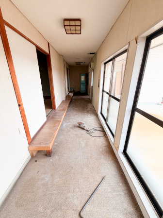 根洗町貸店舗　南棟の内装