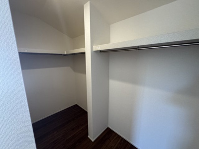 【収納】 | うるま市与那城屋慶名（全3棟）3号棟 | 3号棟　洋室6.7帖＋WIC付き♪