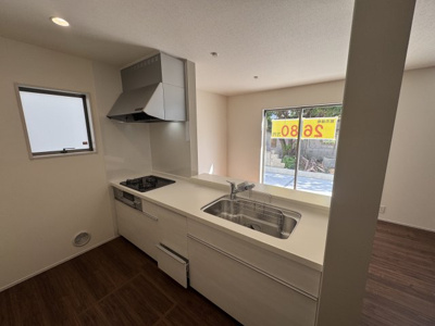 【キッチン】 | うるま市与那城屋慶名（全3棟）3号棟 | 3号棟　使いやすいシステムキッチン♪