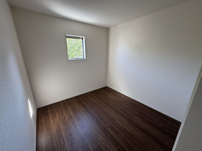 【洋室】 | うるま市与那城屋慶名（全3棟）3号棟 | 3号棟　洋室5帖＋CL付き♪