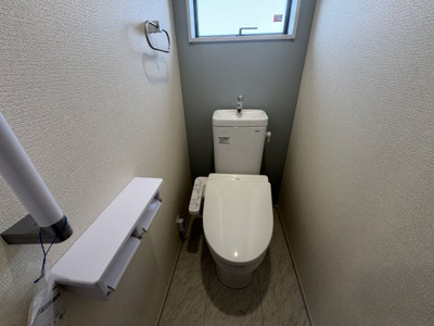 【トイレ】 | うるま市与那城屋慶名（全3棟）3号棟 | 3号棟　温水洗浄便座♪