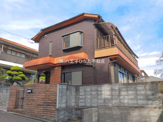 『八王子市中古戸建て』八王子市暁町2-18-13【仲介手数料無料】　八王子市暁町の外観|～仲介手数料無料☆八王子ひなた不動産～　八王子市暁町　中古戸建て
