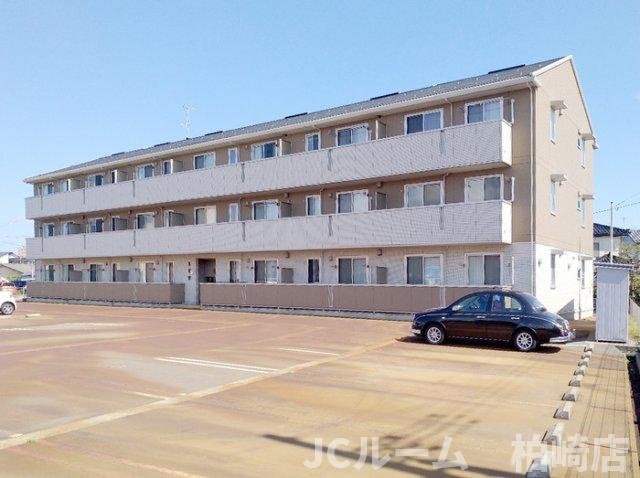柏崎市幸町のアパートの外観