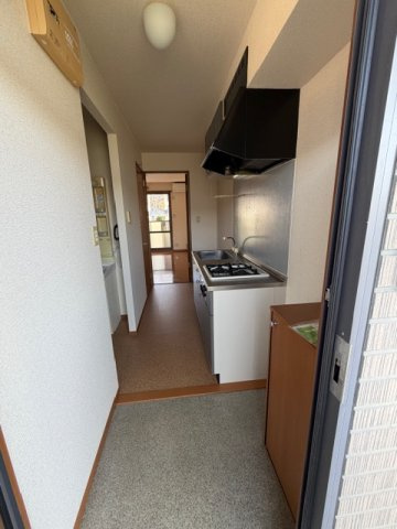 ルネッサンス花岡Aの玄関