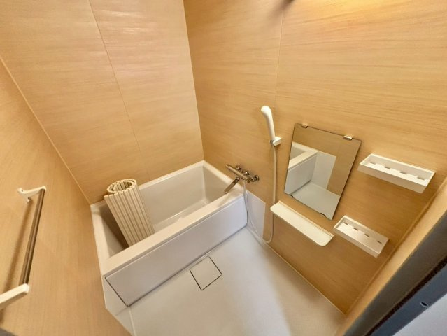 パレ　シェーヌ　デ　クールⅢの浴室