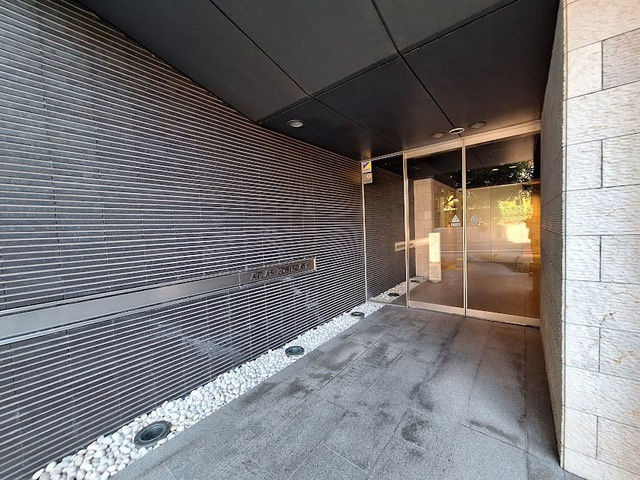 アトラス雑司が谷のエントランス