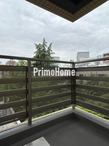 コンフォリア日本橋人形町ノース のバルコニー