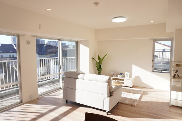 メイツ草加の居間・リビング