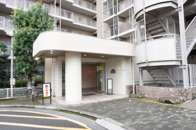 メイツ草加の外観