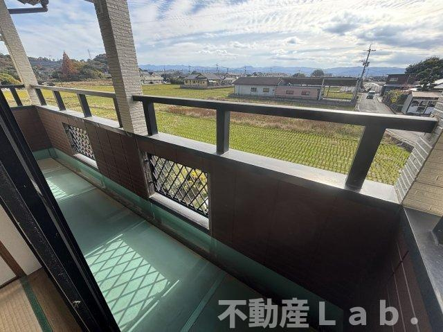 ハイツ渡辺のバルコニー