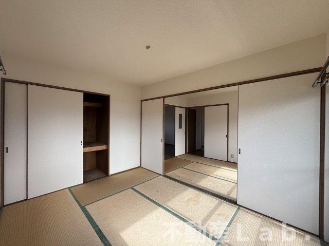 ハイツ渡辺の和室