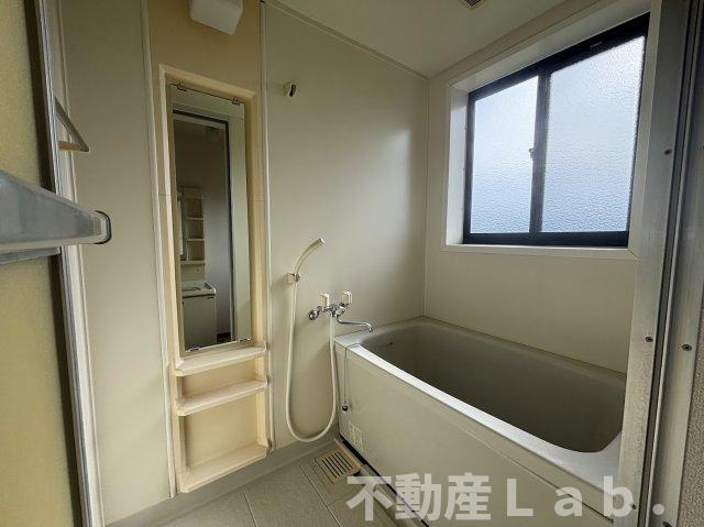 ハイツ渡辺の浴室