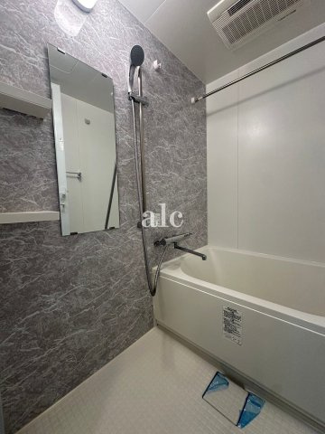 杉並区方南１丁目の賃貸マンションの浴室