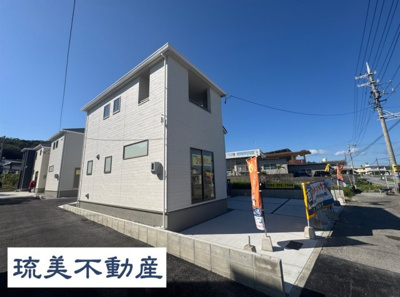 【外観】 | うるま市与那城屋慶名（全3棟）1号棟 | 1号棟　駐車3台可♪