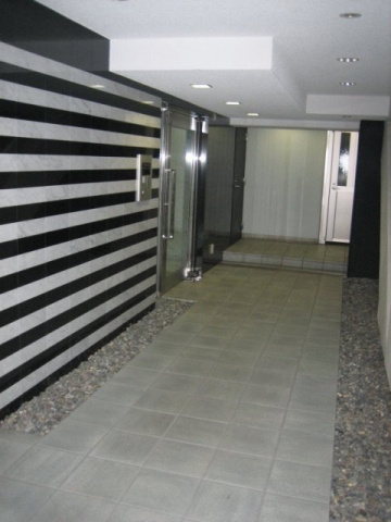 エクセリア日本橋箱崎のロビー