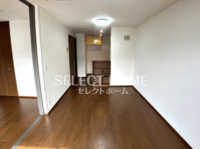 【居間・リビング】 | サンオータＫ－Ⅲ | 同型タイプリビングです