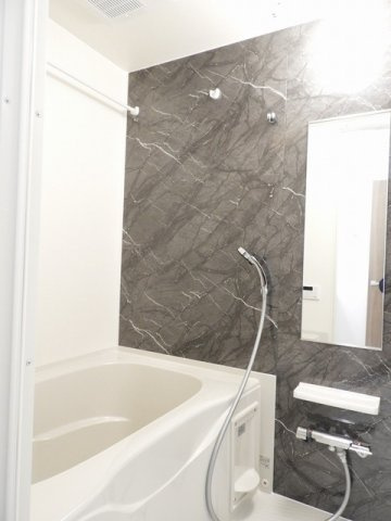 ネオヴィータ　Ⅲの浴室|落ち着いた空間のお風呂です