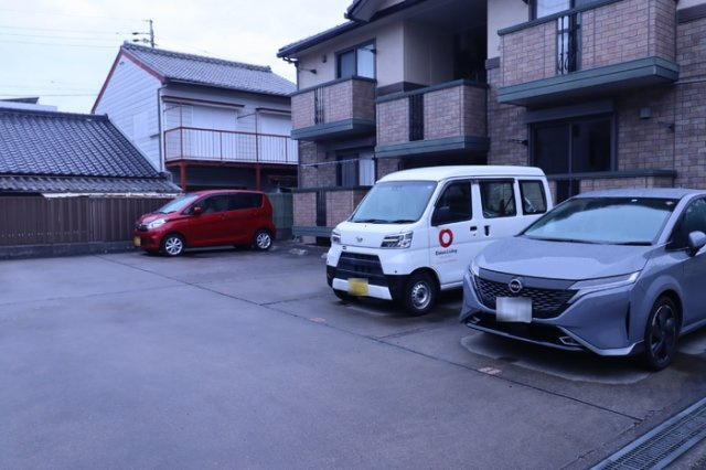 ＺＯＮＥ亀城　Ａの駐車場|駐車場完備です