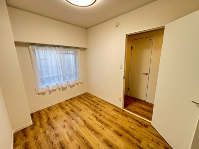 【洋室】 | 朝日プラザ湯里