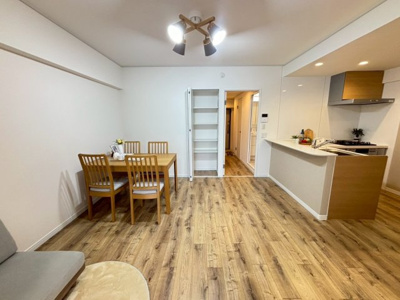 【居間・リビング】 | 朝日プラザ湯里