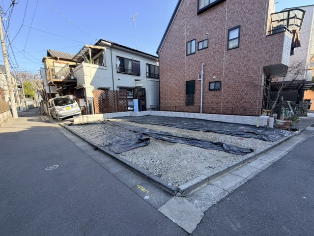 【成約済】北区神谷3丁目　新築戸建の前面道路含む現地写真