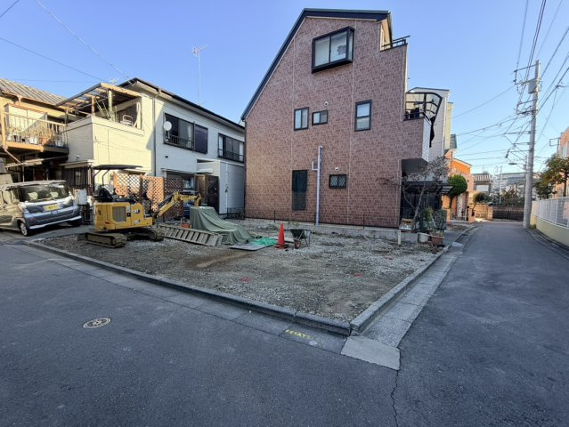 【成約済】北区神谷3丁目　新築戸建の前面道路含む現地写真