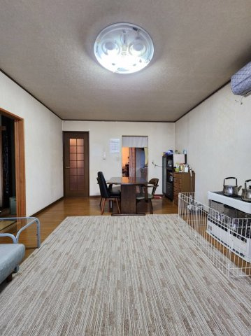 【居間・リビング】 | 花川南10条2丁目　戸建