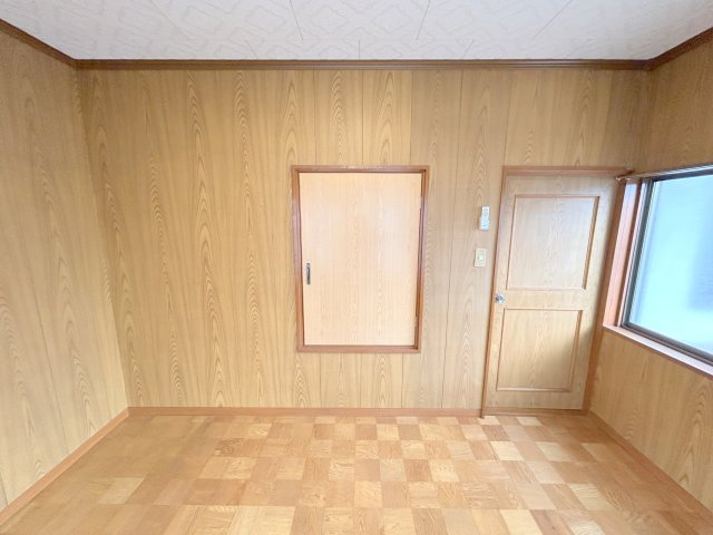 辻町貸家の洋室