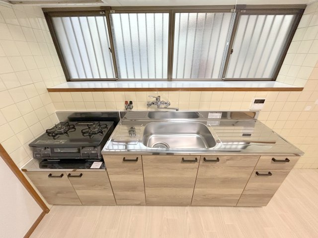 辻町貸家のキッチン