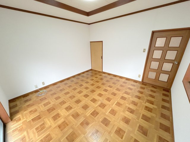 辻町貸家の洋室