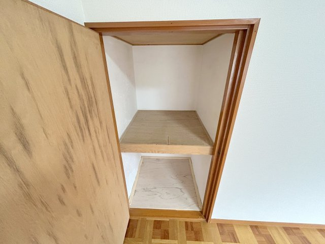 辻町貸家の収納