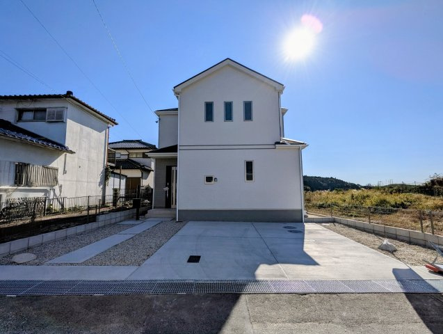 瀬戸市中畑町　全1棟