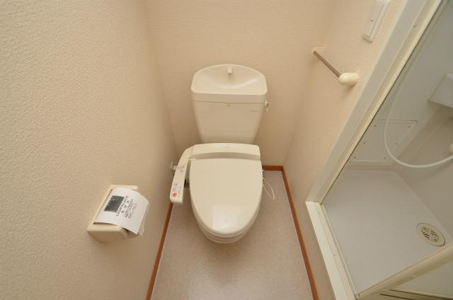 北九州市八幡西区楠橋西２丁目のアパートのトイレ