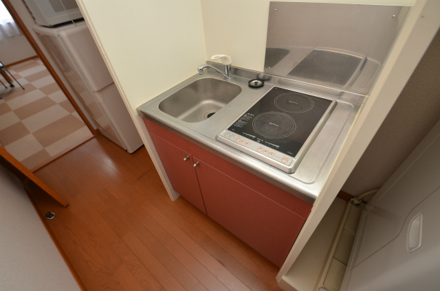 北九州市八幡西区木屋瀬２丁目のアパートのキッチン