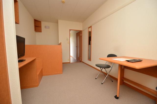 北九州市八幡西区則松東１丁目のアパートの寝室|洋室