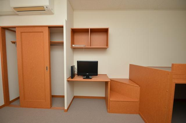 北九州市八幡西区則松東１丁目のアパートの内装