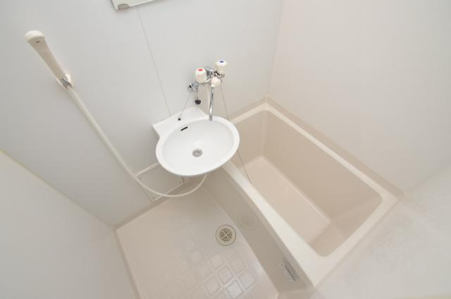 北九州市八幡西区折尾３丁目の賃貸マンションの浴室