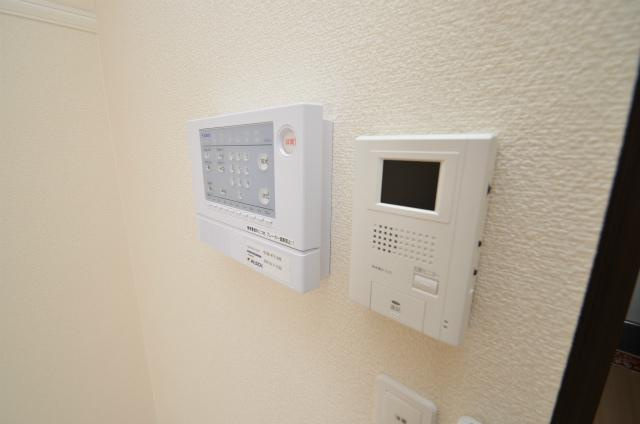 直方市大字感田のアパートのセキュリティ