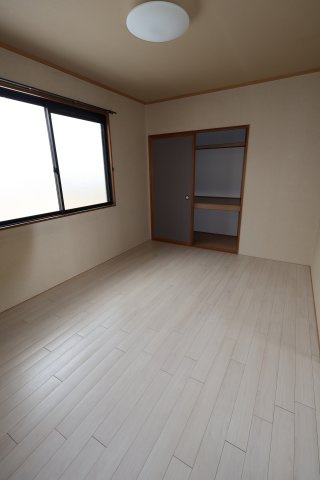 セジュール昭和A棟の居間・リビング