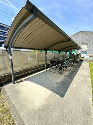 ヴァンオンズのその他共用部分|駐車場です