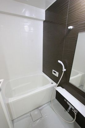 ヴァンオンズの浴室|日々の暮らしに欠かせないお風呂です